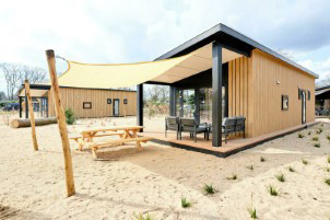Zand Lodge voor 4 personen met sauna op de Veluwe in Voorthuizen
