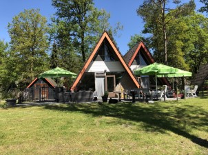 Geschakelde bungalows voor 10 personen op een vakantiepark in Limburg