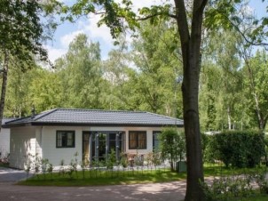 Luxe bungalow voor 6 personen op familiepark