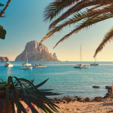 Verblijf op Ibiza incl. vlucht plus huurauto