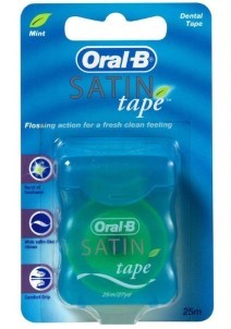 Oral B Satin Tape 25M