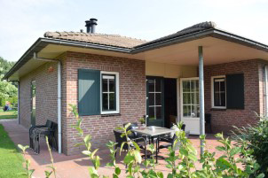 Heerlijke 8 persoons bungalow op park in Voorthuizen Veluwe